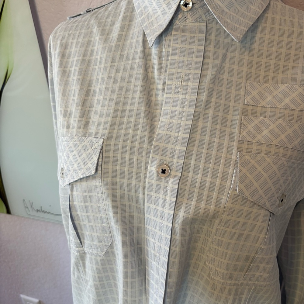 shirt size XL - Picture 2 of 7